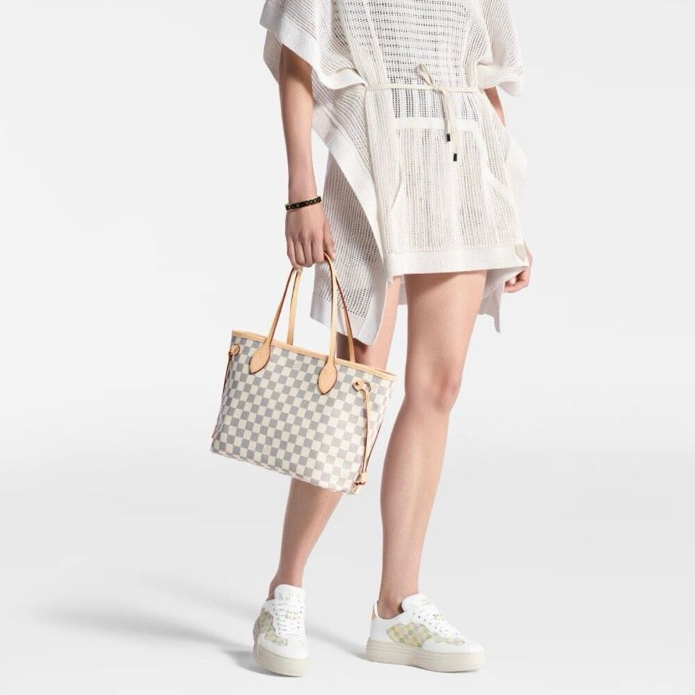 LOUIS VUITTON LV Groovy Platform Logo Sneakers Size 37 US 7 Lace Up Low Top - Picture 13 of 13